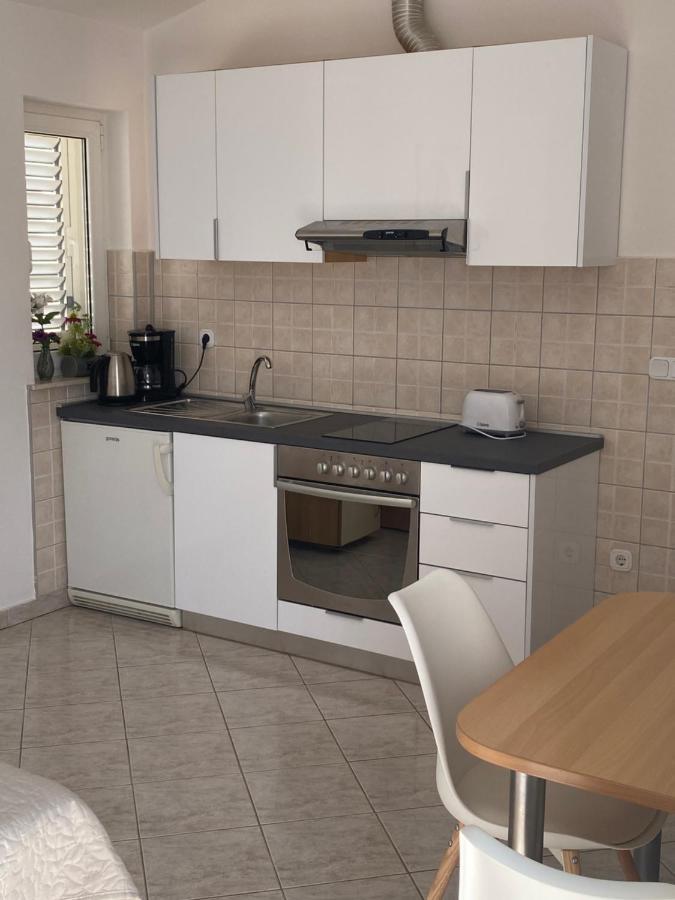 ביבינייה Apartmani Leona מראה חיצוני תמונה