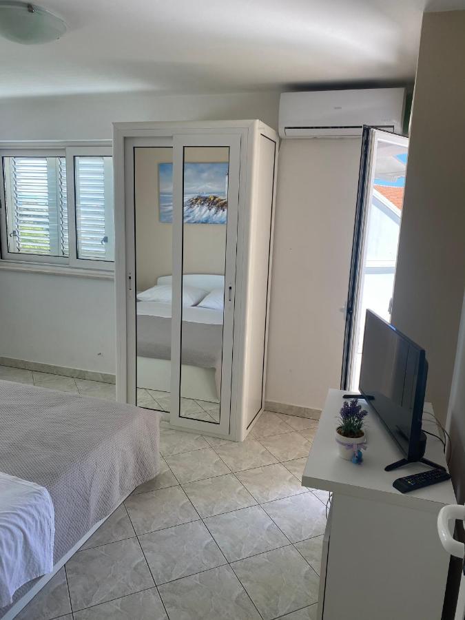 ביבינייה Apartmani Leona מראה חיצוני תמונה
