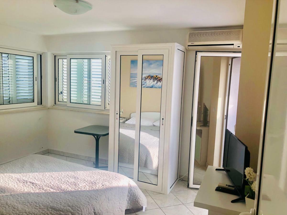 ביבינייה Apartmani Leona מראה חיצוני תמונה